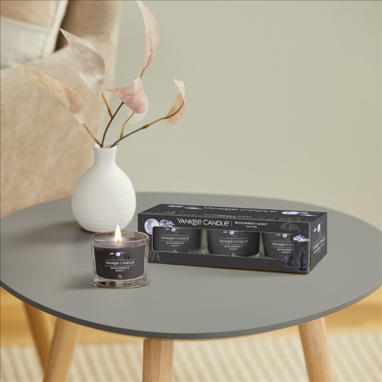 Bild von Midsummers Night Signature Filled Votive