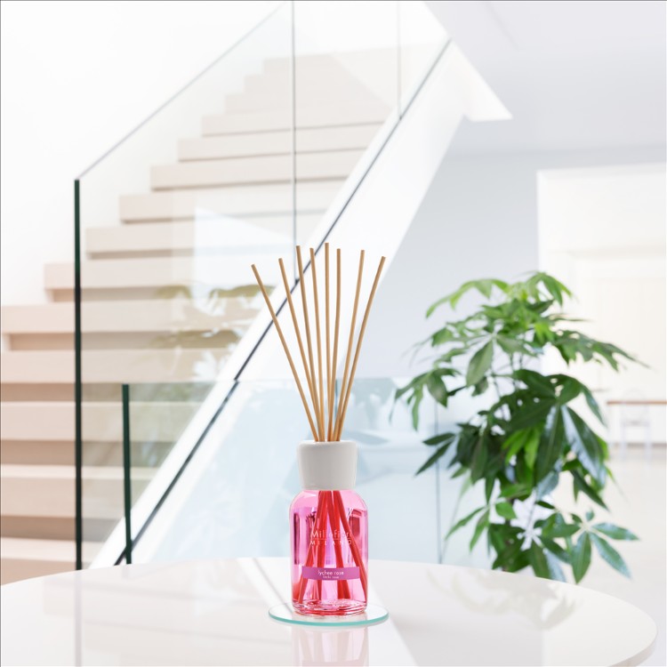 Bild von Lychee Rose Natural Stick Diffuser 500ml